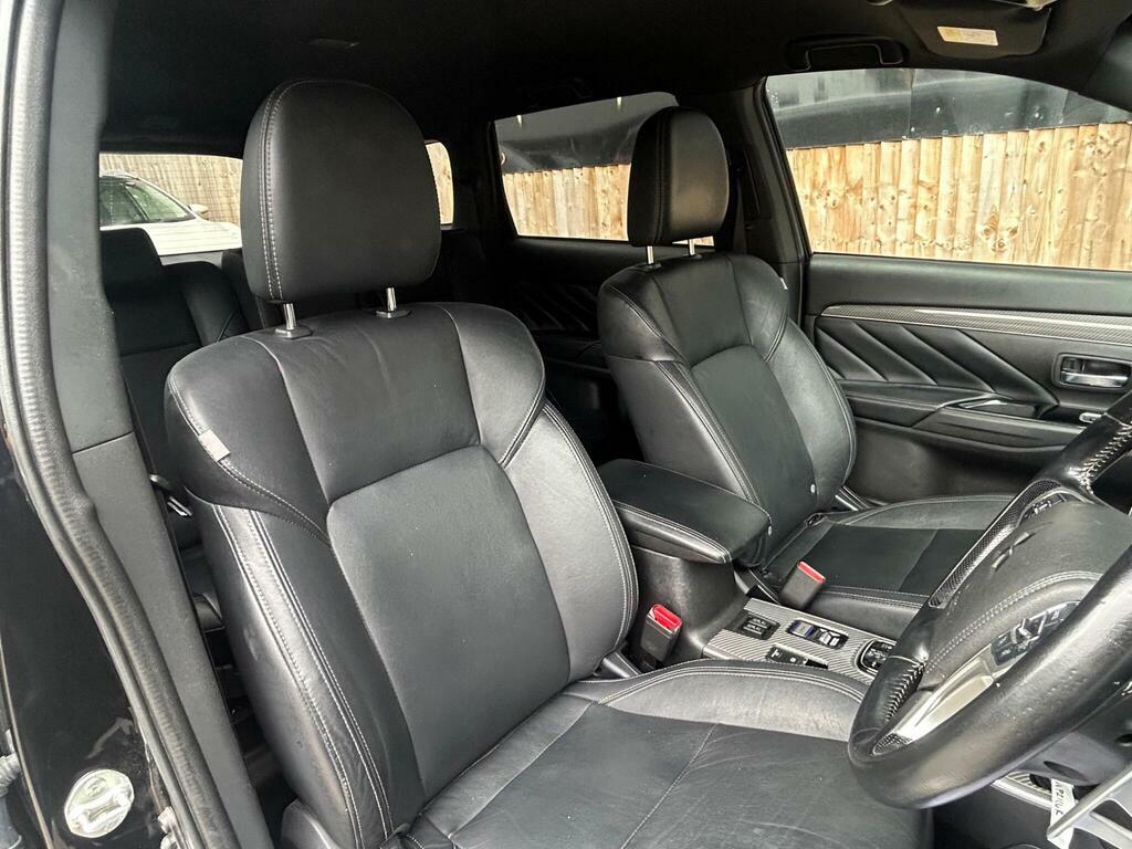 Mitsubishi Outlander Dynamic Grey #33