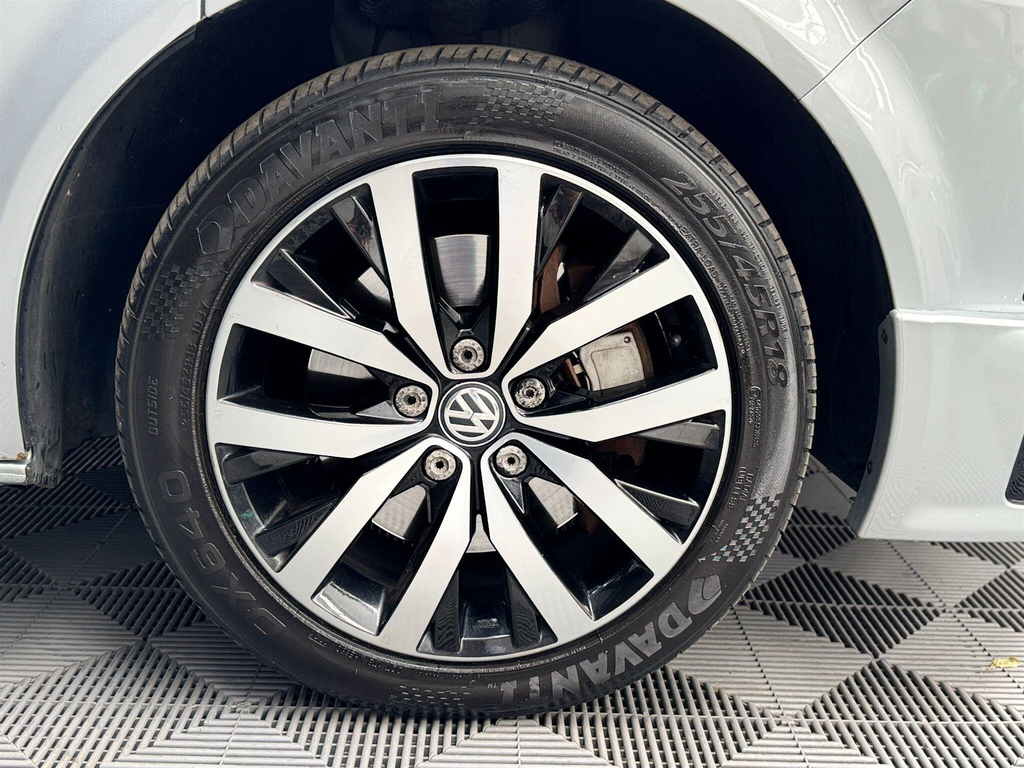 Volkswagen Caravelle Bitdi Bluemotion Tech Executive Blue #35