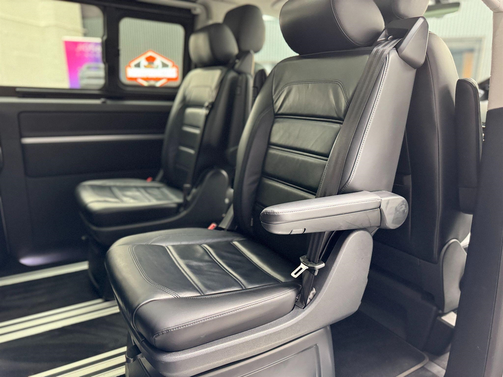 Volkswagen Caravelle Bitdi Bluemotion Tech Executive Blue #23