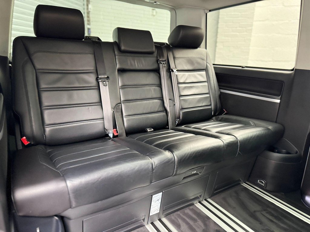 Volkswagen Caravelle Bitdi Bluemotion Tech Executive Blue #9
