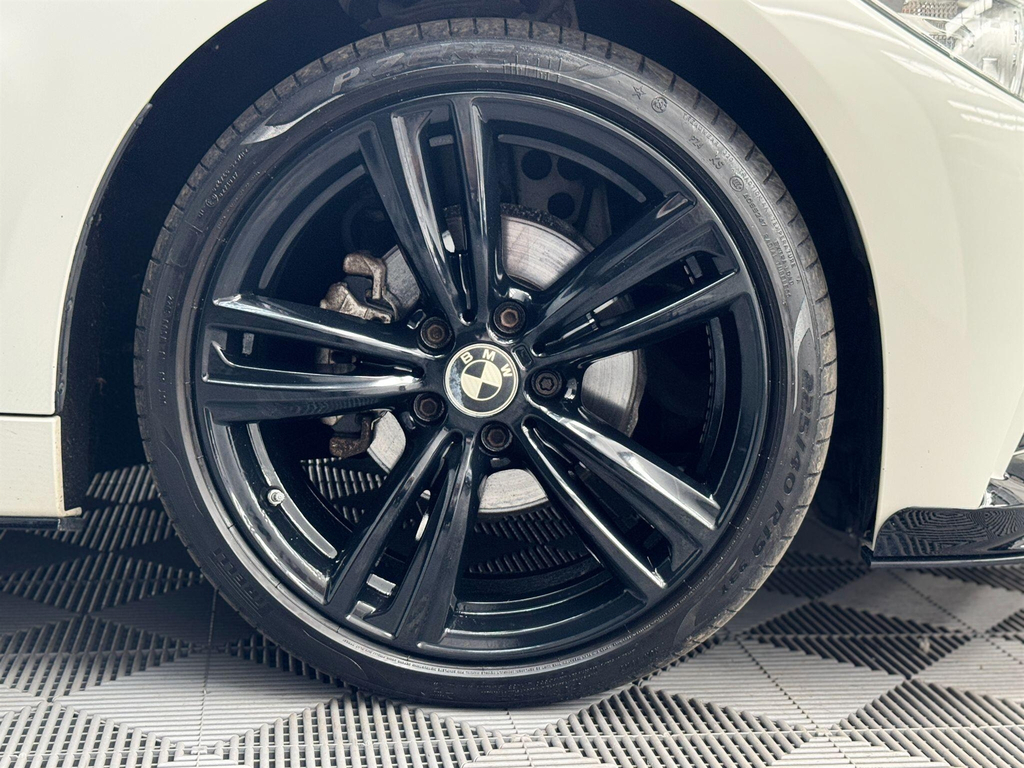 BMW 4 Series 2.0L 420I Se 181 Bhp White #35