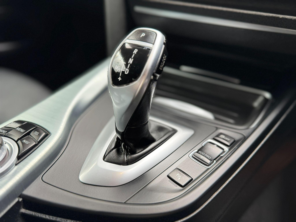 BMW 4 Series 2.0L 420I Se 181 Bhp White #24