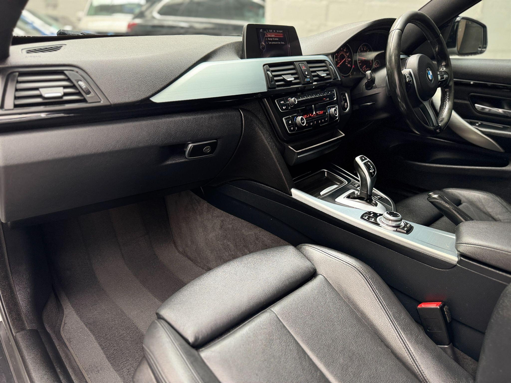 BMW 4 Series 2.0L 420I Se 181 Bhp White #26