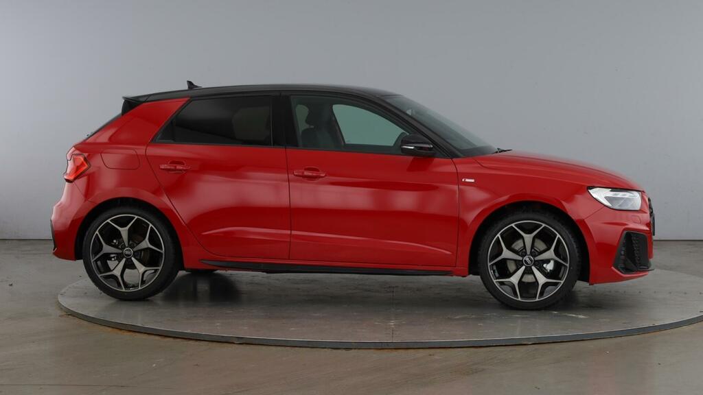 Audi A1 Sportback Black Edition 30 Tfsi 116 Ps S Tronic Red #3