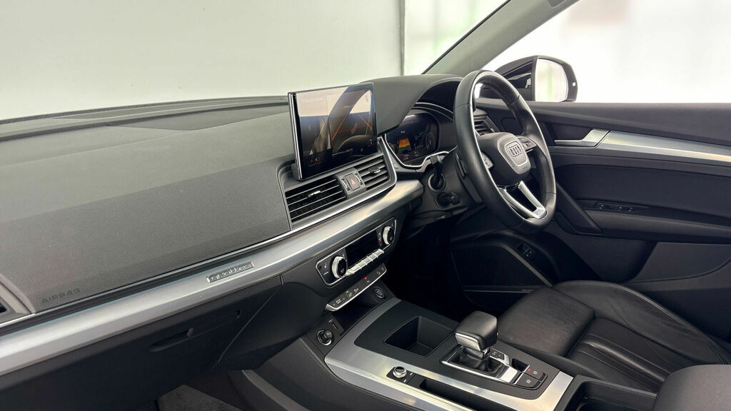 Audi Q5 2.0 Tfsie 50 Sport S Tronic Quattro Euro 6 5-Door Black #2