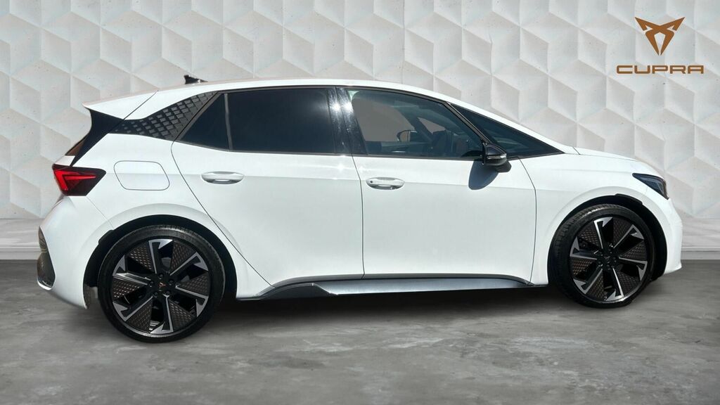 Cupra Born E-boost 59Kwh V3 5-Door DH74OHJ White #4