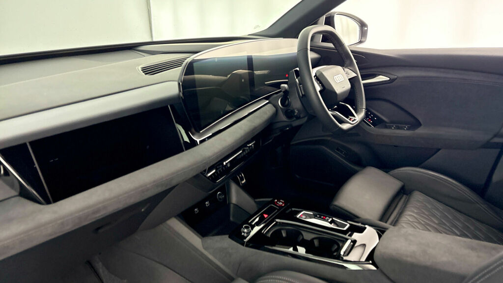 Audi SQ6 E-Tron 100Kwh S Black Edition Quattro 5-Door Grey #2