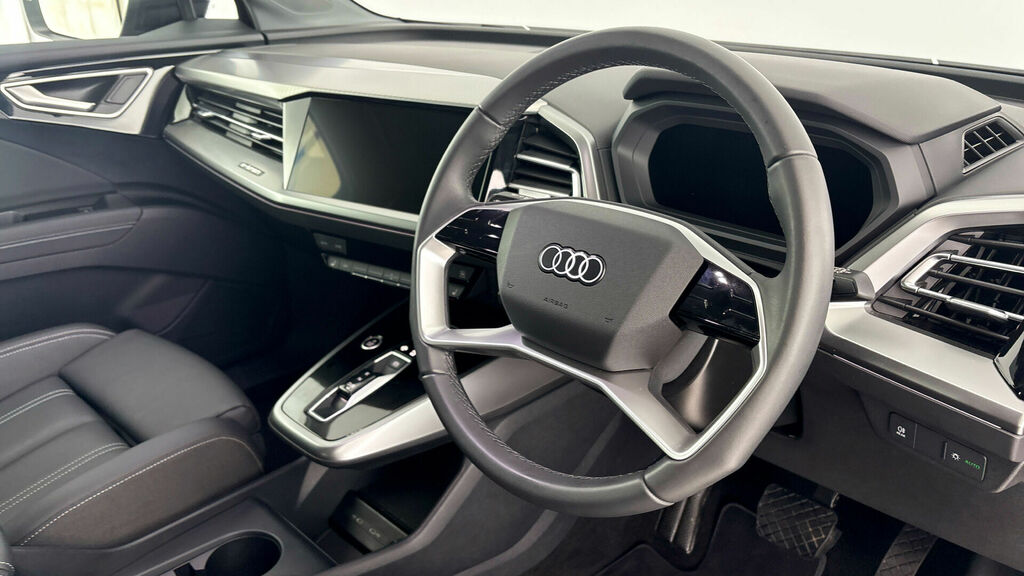 Audi Q4 E Tron 40 Sport 5-Door 63Kwh KR75YPT Purple #6