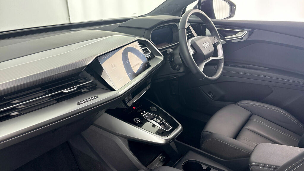 Audi Q4 E Tron 40 Sport 5-Door 63Kwh KR75YPT Purple #2