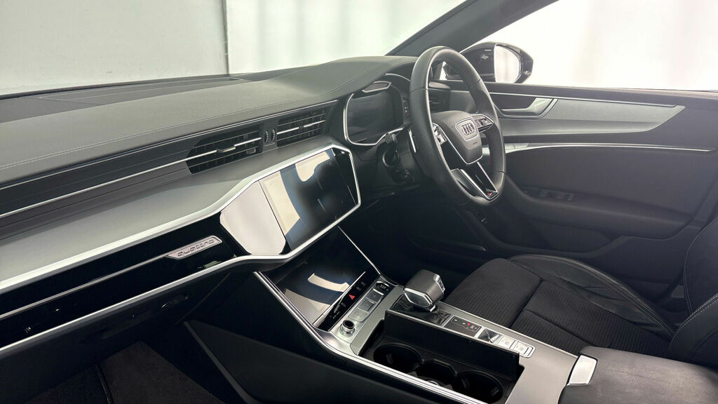 Audi A7 2.0 Tfsi 45 S Line Sportback S Tronic Quattro Euro Black #2