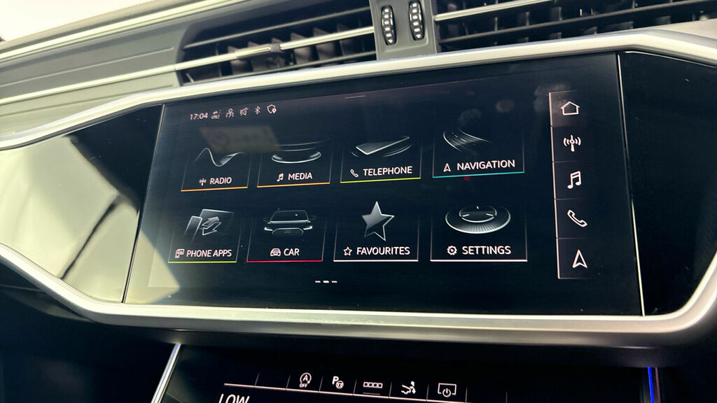Audi A7 Hatchback White #18