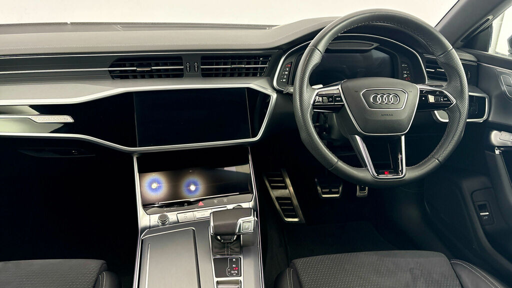 Audi A7 Hatchback White #8