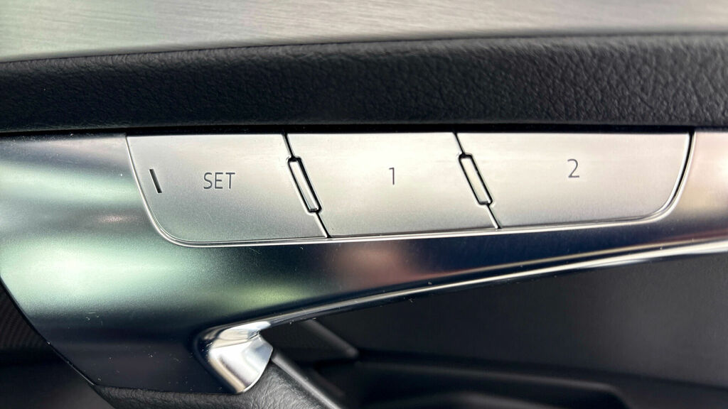 Audi A7 Hatchback White #20