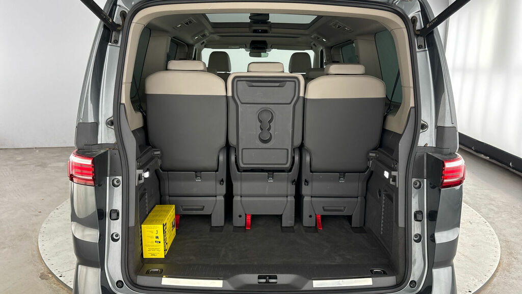 Volkswagen Multivan Style Silver #32