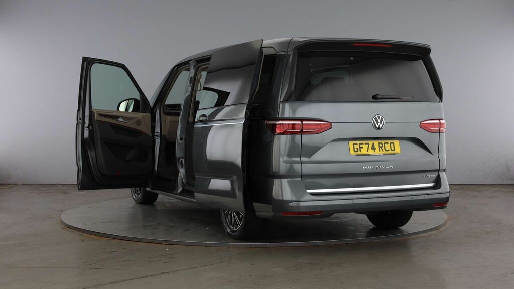 Volkswagen Multivan Style Silver #11