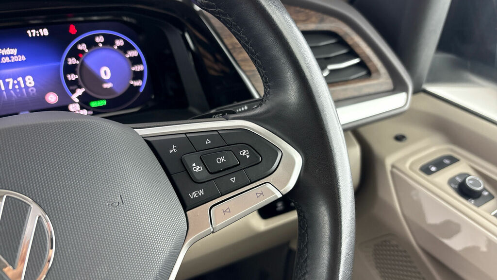 Volkswagen Multivan Style Silver #22