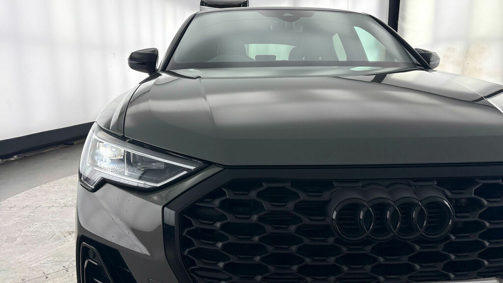 Audi Q3 Launch Edition Plus Black #33