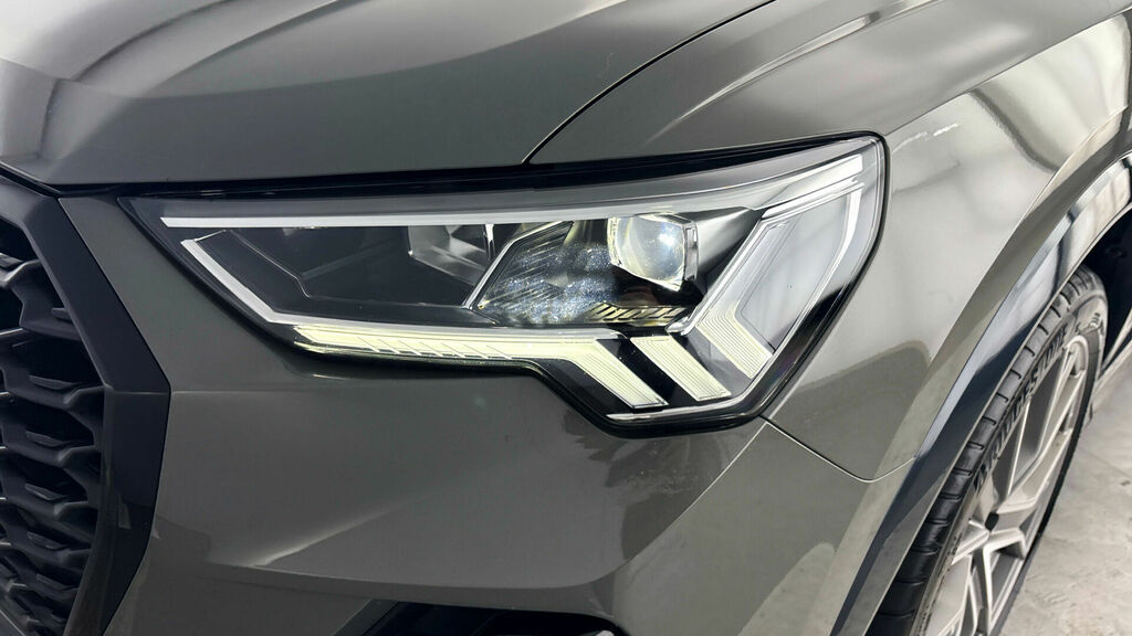 Audi Q3 Launch Edition Plus Black #32