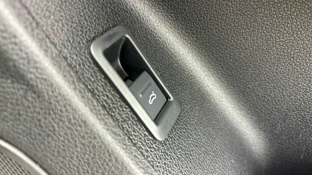 Audi Q3 Launch Edition Plus Black #20