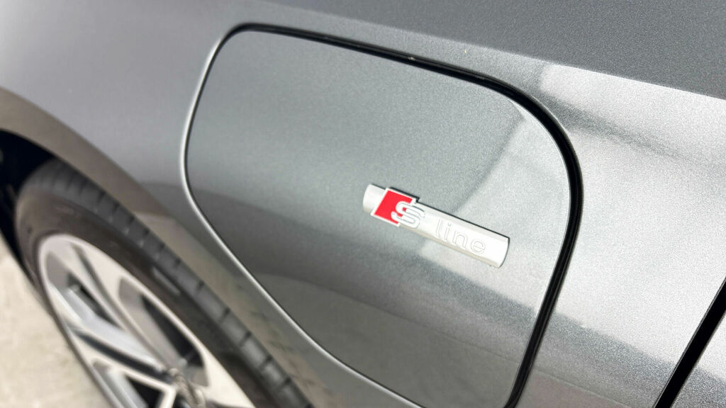 Audi A3 Hatchback White #38