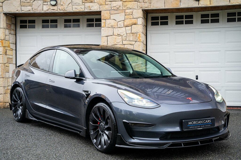 Tesla Model 3 Dual Motor Performance Saloon Grey
