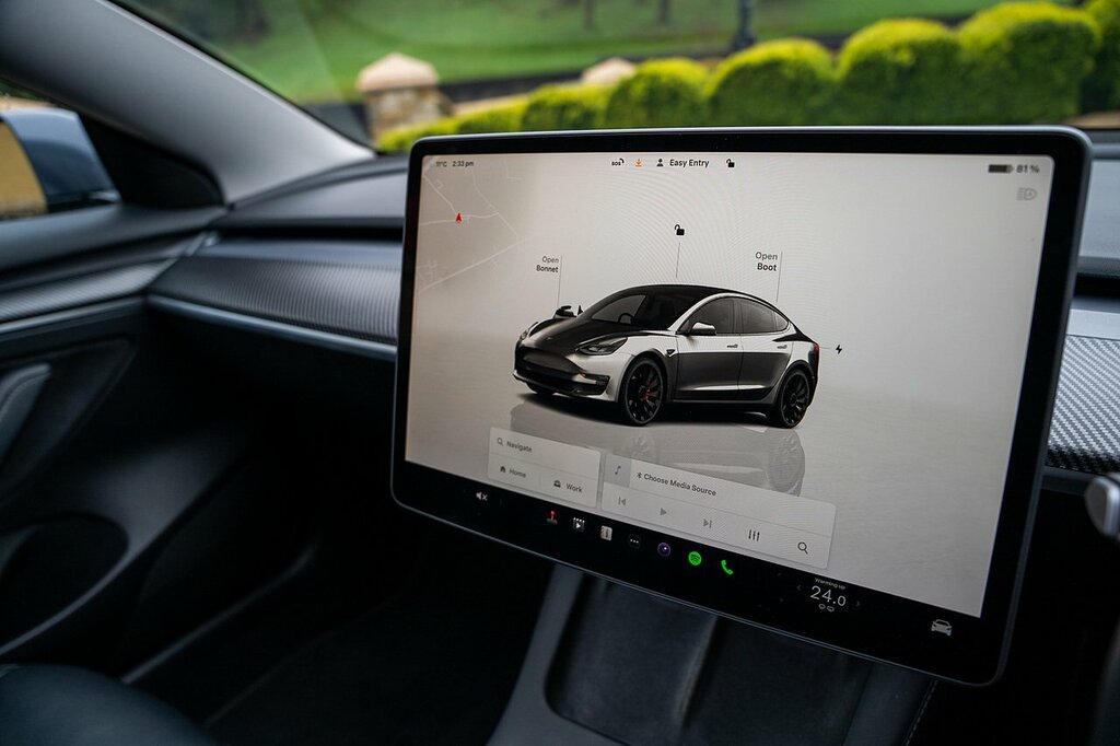 Tesla Model 3 Standard Range Plus Rwd 202121 White #51
