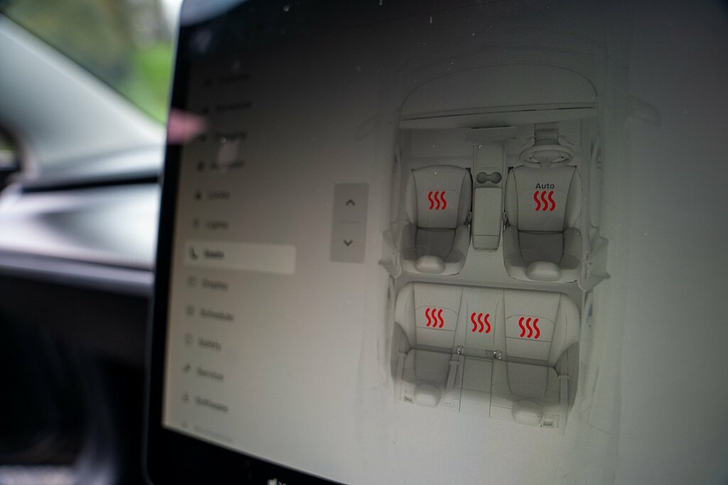 Tesla Model 3 Standard Range Plus Rwd 202121 White #75