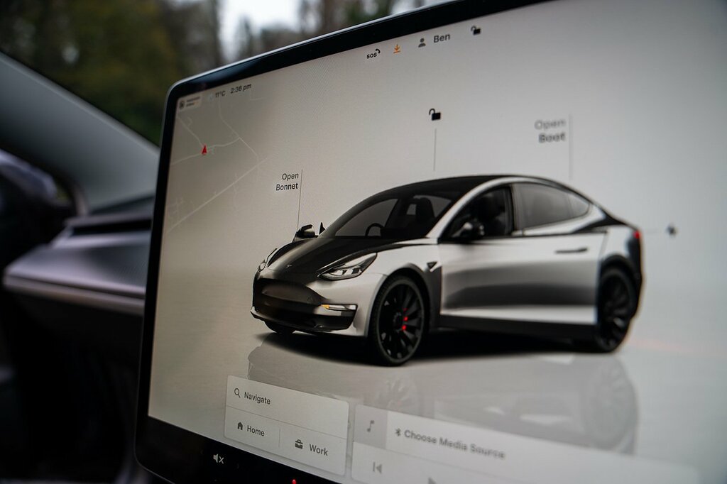 Tesla Model 3 Standard Range Plus Rwd 202121 White #67