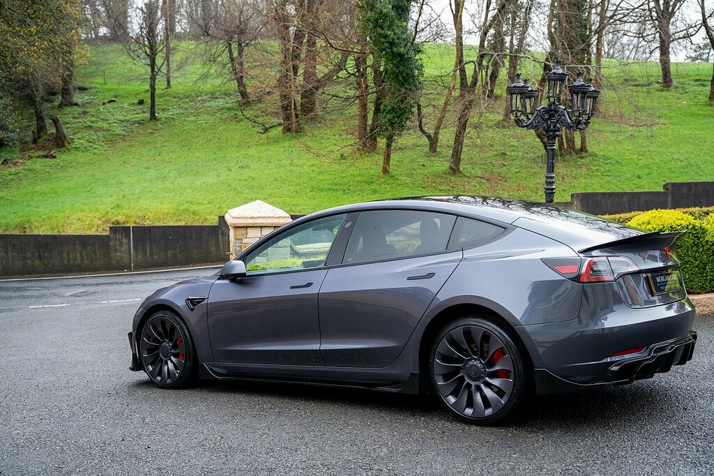 Tesla Model 3 Standard Range Plus Rwd 202121 White #81