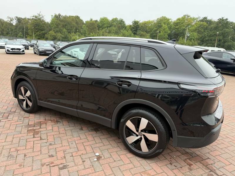 Volkswagen Tiguan 2.0Tdi 150 Match Black #6