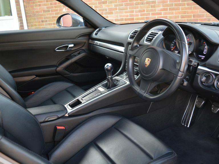 Porsche Cayman   #17