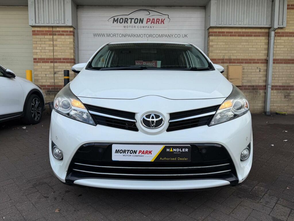 Toyota Verso 1.8 V-matic Trend Multidrive S Euro 6 White #2