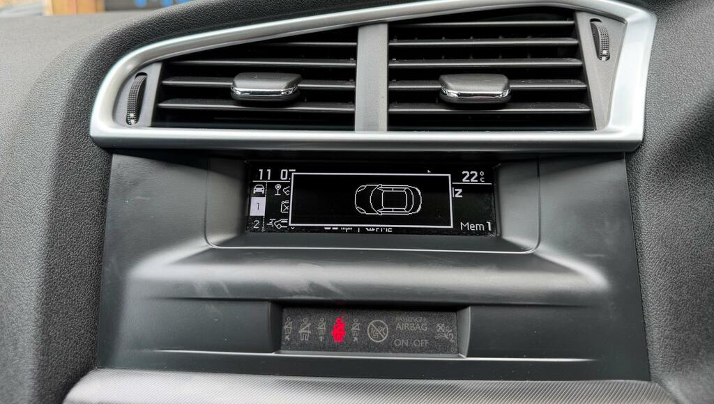 Citroen DS4 Hatchback Grey #20