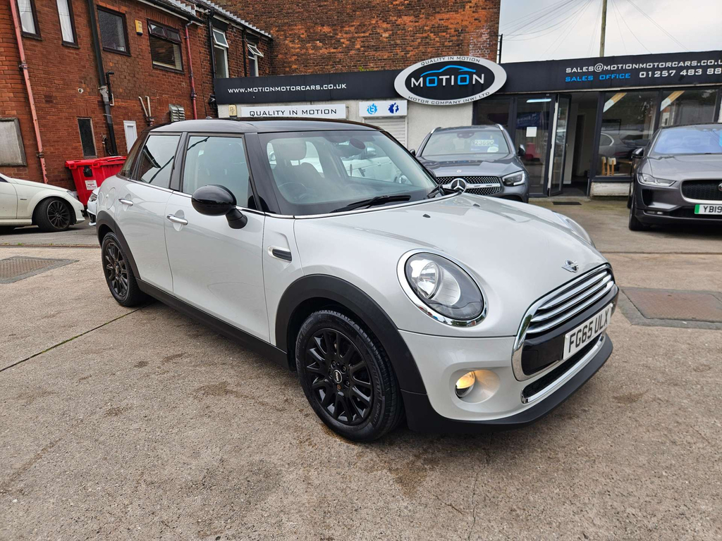 Mini Hatch Cooper 