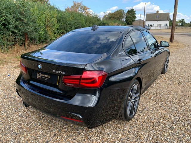 BMW 3 Series Automatic YK67UOJ Black #4