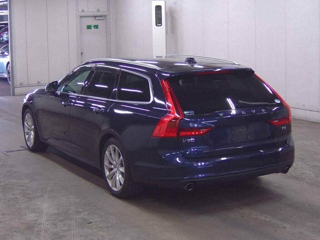 Volvo V90 T5 Momentum  #5