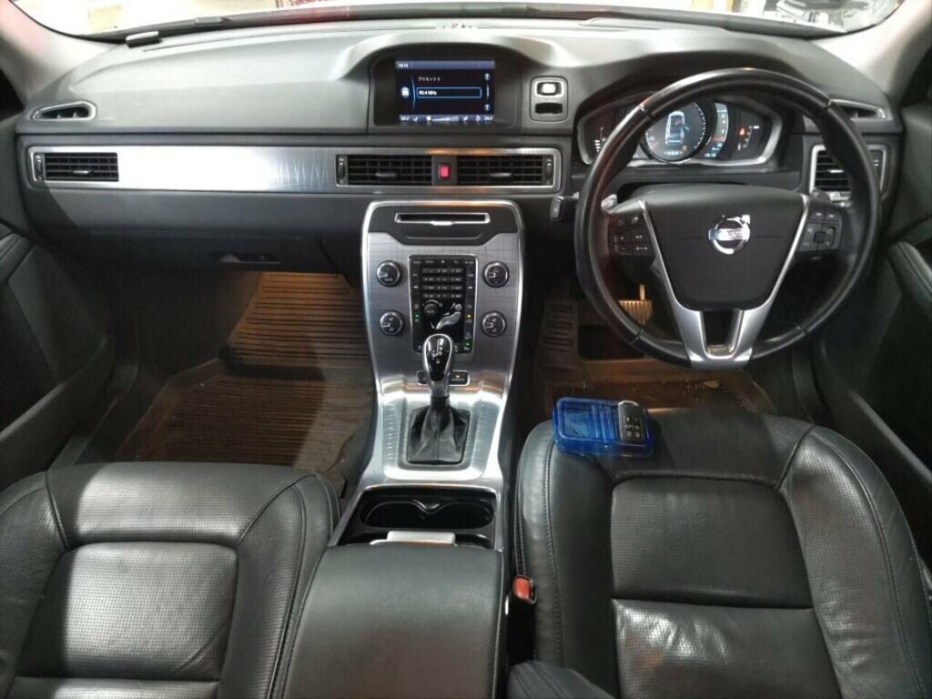 Volvo XC70  Brown #2