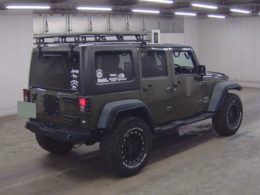 Jeep Wrangler Sahara Unlimited #4