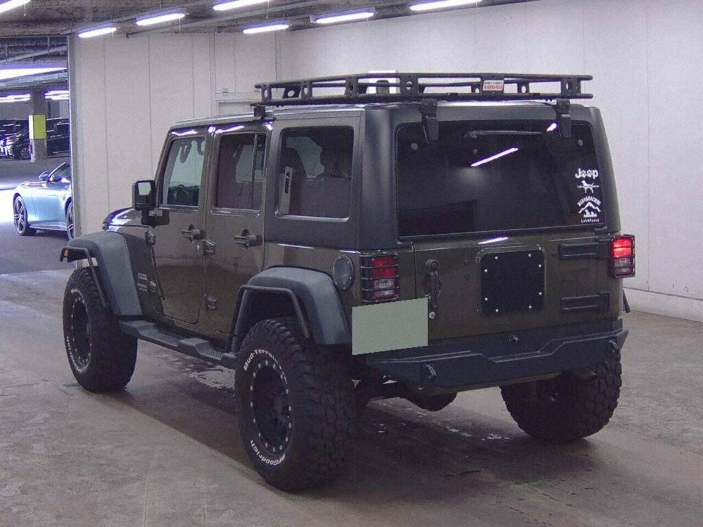Jeep Wrangler Sahara Unlimited #5