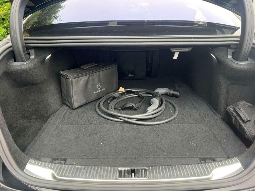 Mercedes-Benz S Class White #10