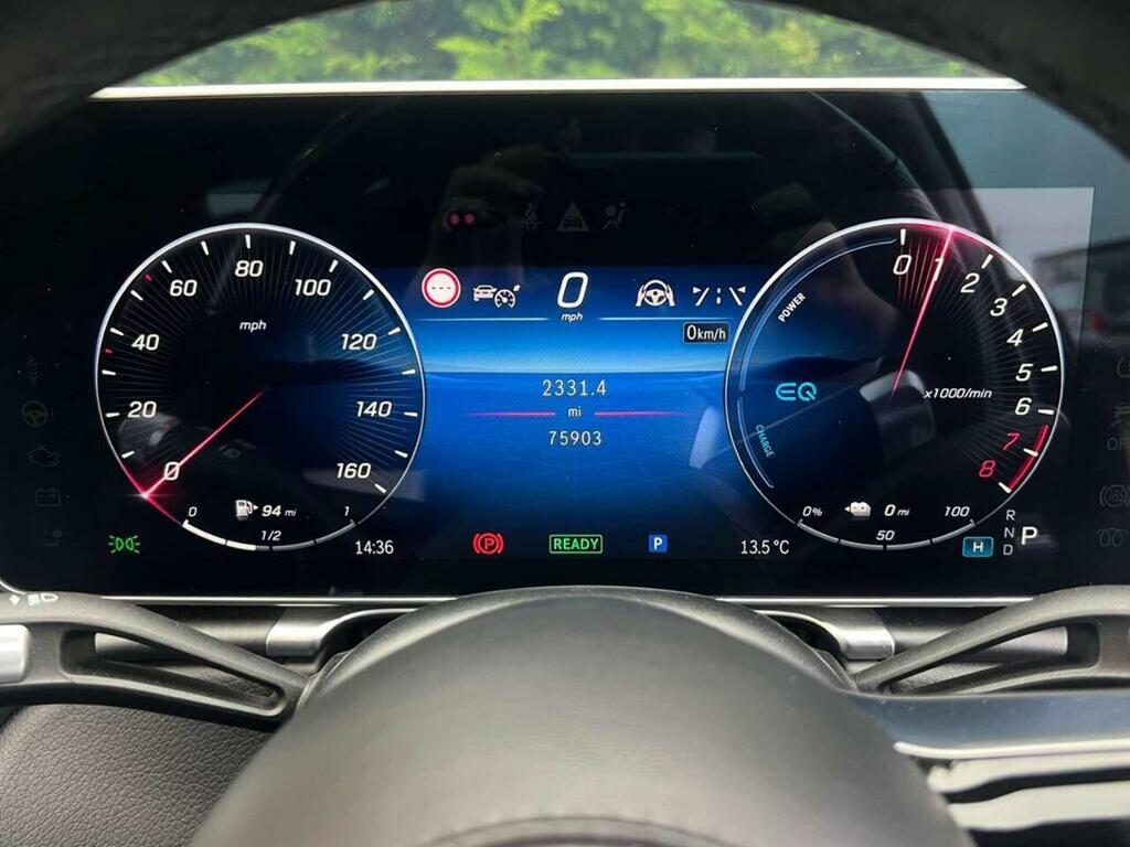 Mercedes-Benz S Class White #31