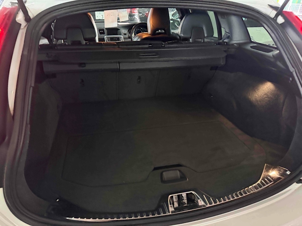 Volvo V60 T6 R-design Awd  #6