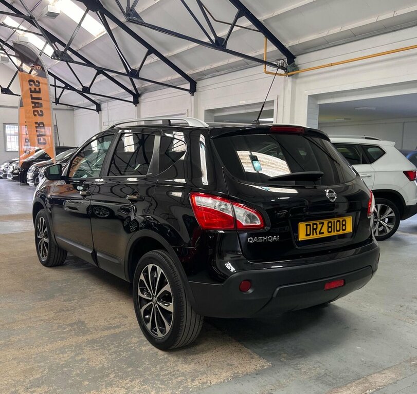 Nissan Qashqai 1.6 Acenta 2Wd Euro White #28
