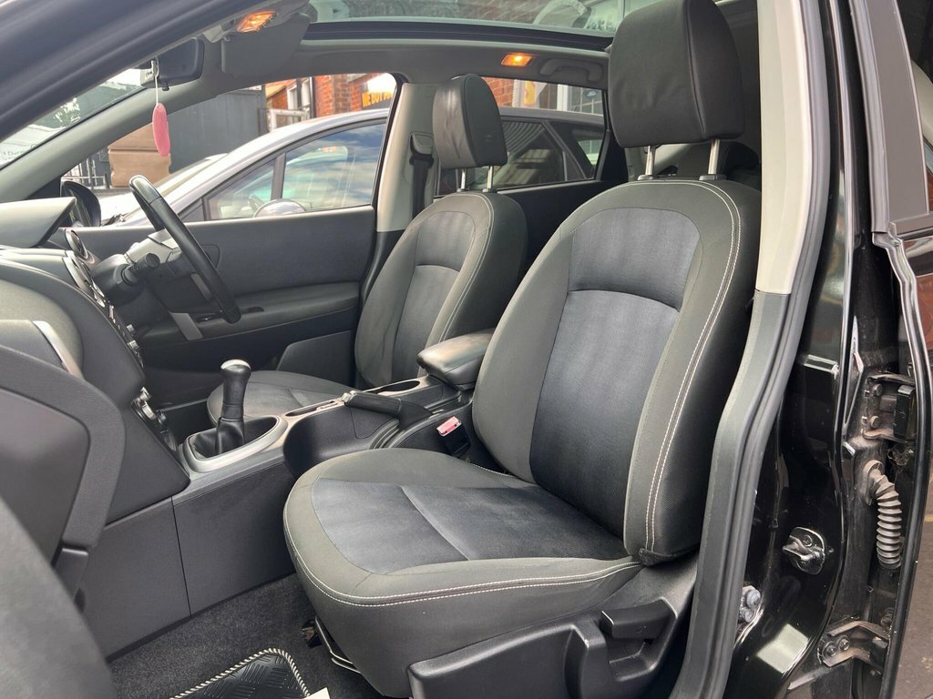 Nissan Qashqai 1.6 Acenta 2Wd Euro White #9
