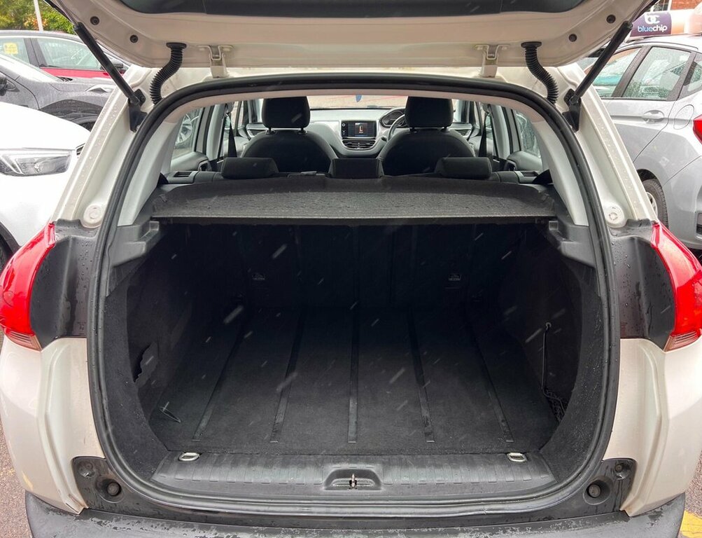Peugeot 2008 1.2L Active White #5