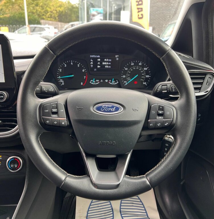 Ford Fiesta 1L Zetec Red