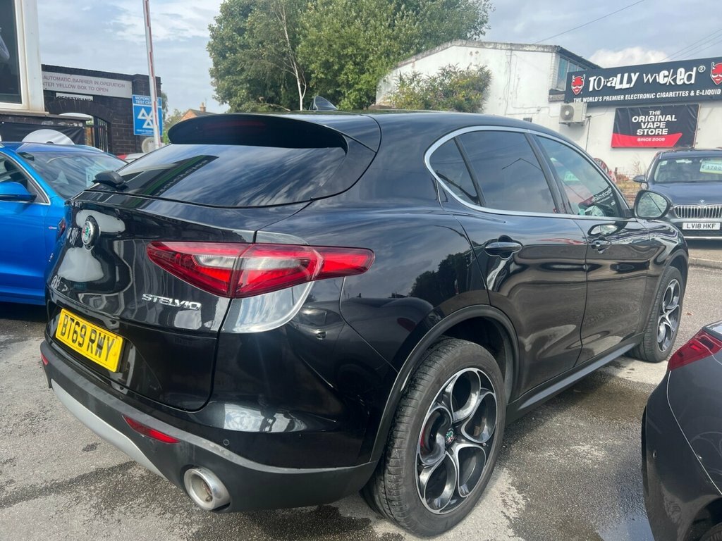 Alfa Romeo Stelvio 2L Speciale Black #6