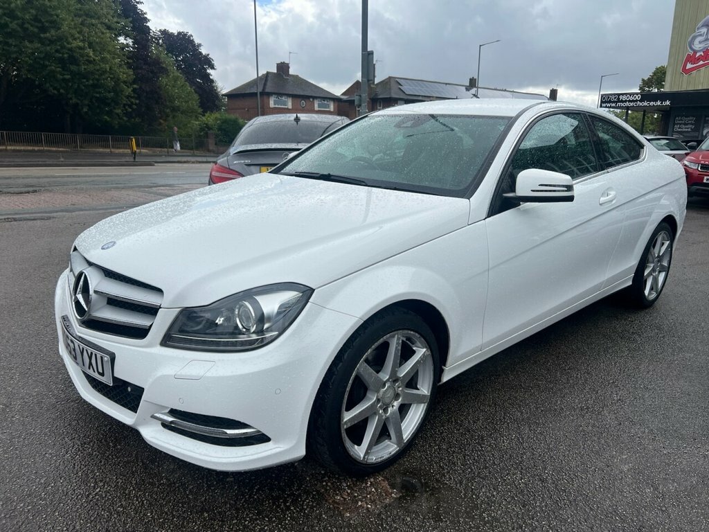 Mercedes-Benz C Class Coupe FD63YXU White #2
