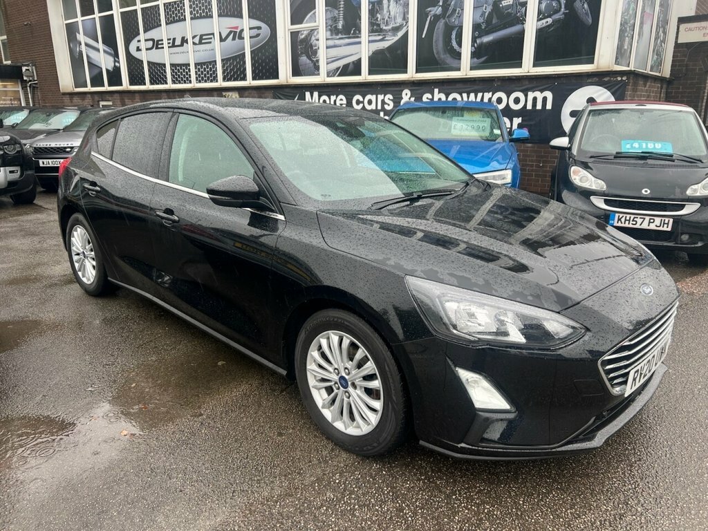 Ford Focus 1L Titanium RV20UWK Black