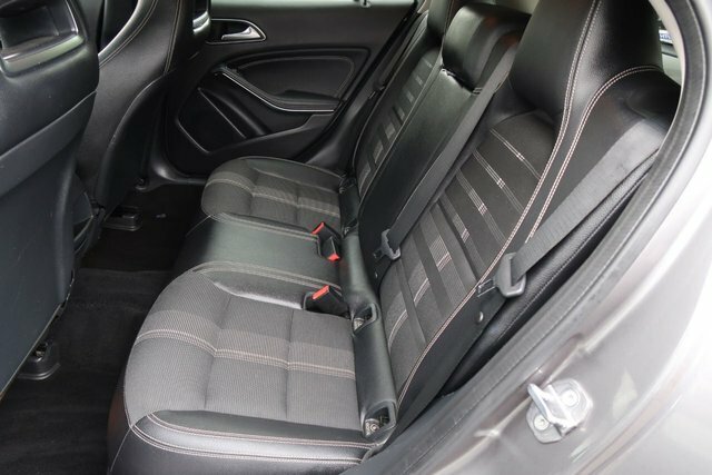 Mercedes-Benz GLA Class 1.6 Gla 180 Urban Edition 121 Bhp Black #9